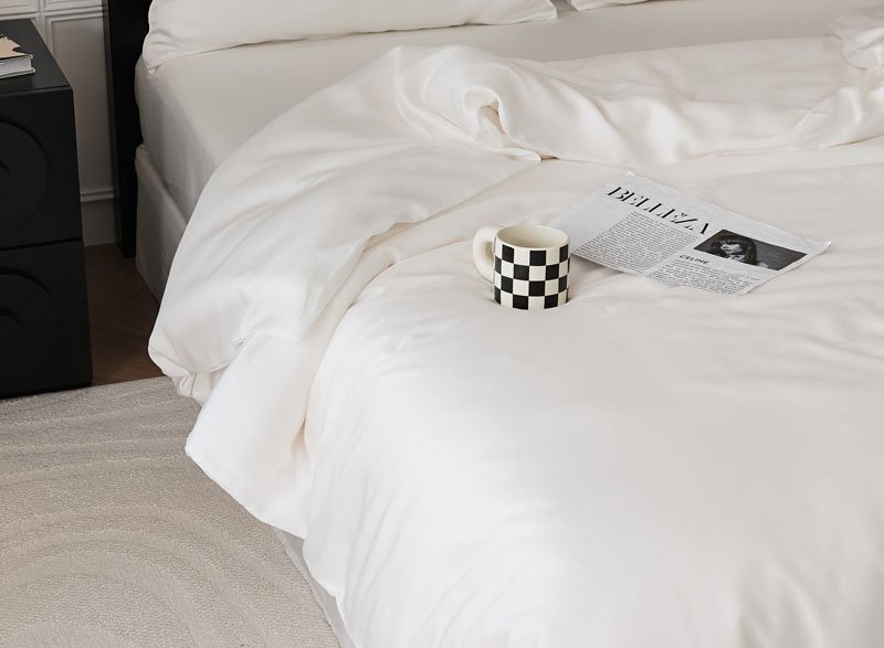 Pure White Ice Silk Duvet Cover - Image 2