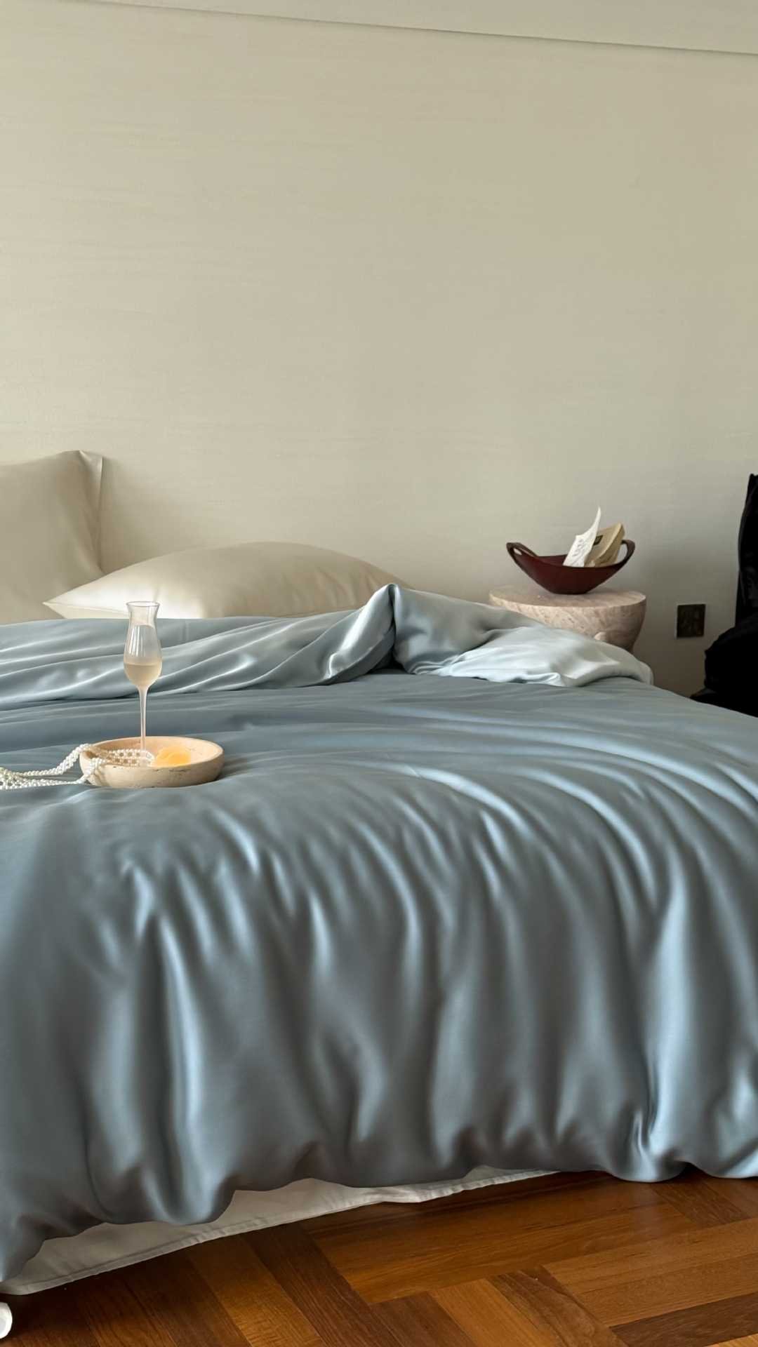 Silky Cooling Ice Silk Duvet Cover - Image 3